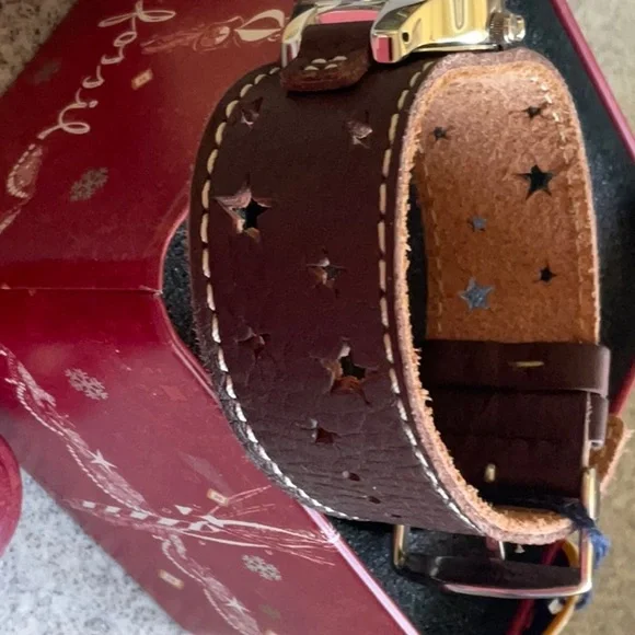 Fossil Brown Leather Watch with Gold-Toned Case - Picture 3 of 6